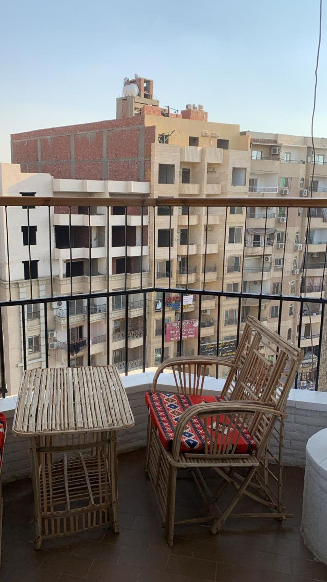 Pyramids Nights Hostel Kafrat al Jabal ภายนอก รูปภาพ
